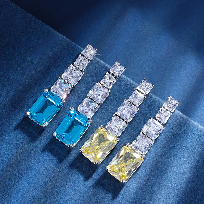 Body Jewelry Goth - Boucles d'oreilles pendantes carrées bleu marine