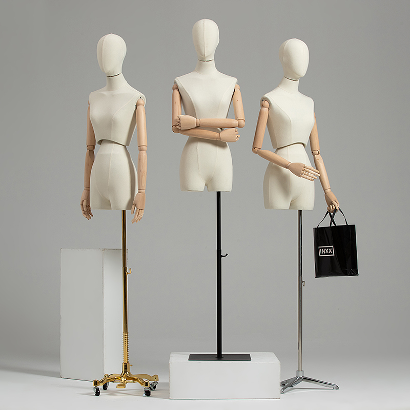 Mannequin d'art pour femme ave - Body Jewelry Plus avis et prix