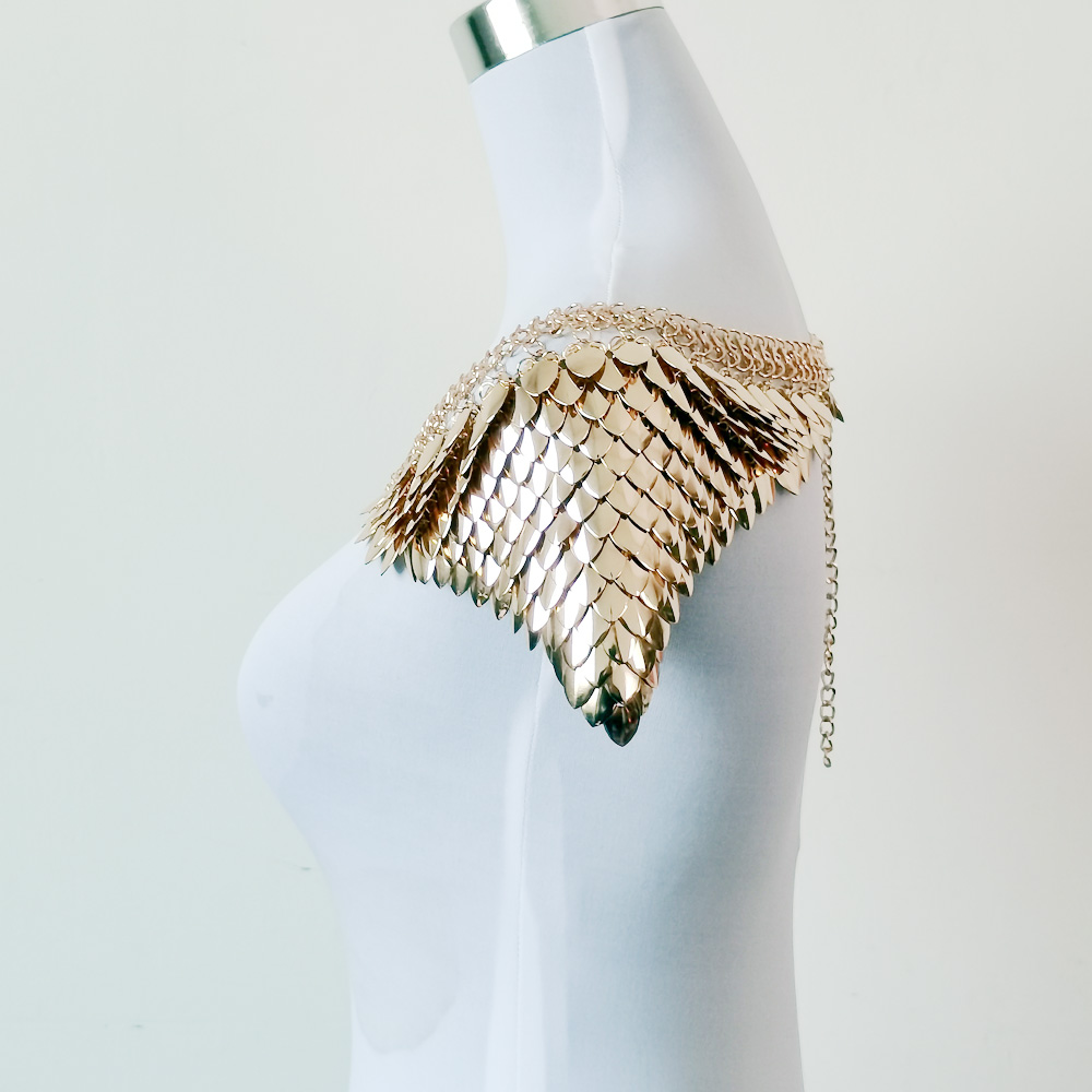 Chaîne d'épaule gothique en éc - Body Jewelry Goth avis et prix